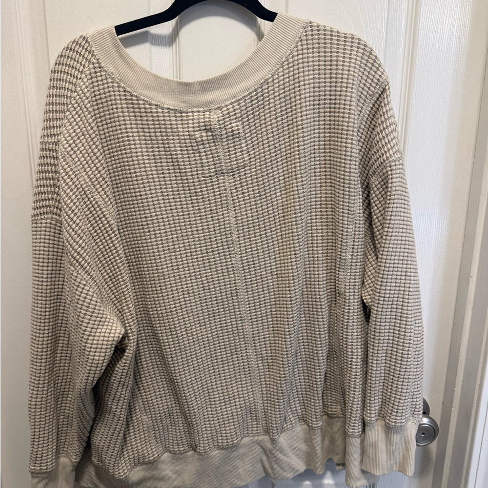American Eagle Cream Waffle-Knit V-Neck Sweater Oversized - Picture 3 of 3